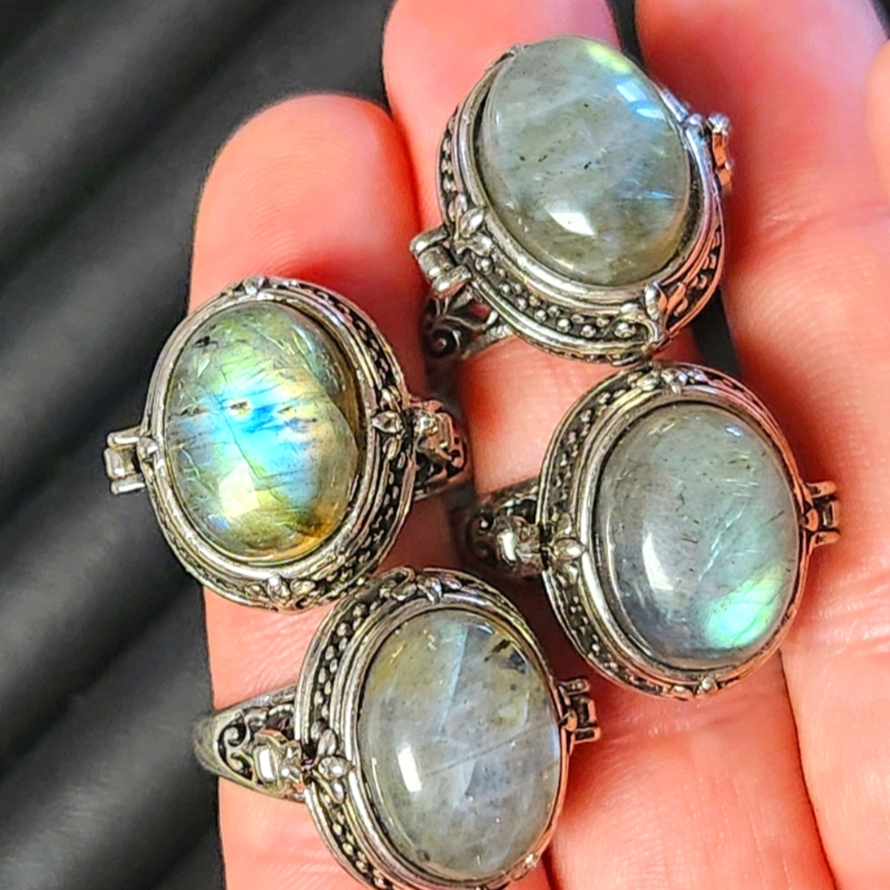 Natural Labradorite Poison Ring, Vintage Style Adjustable Crystal Jewlery